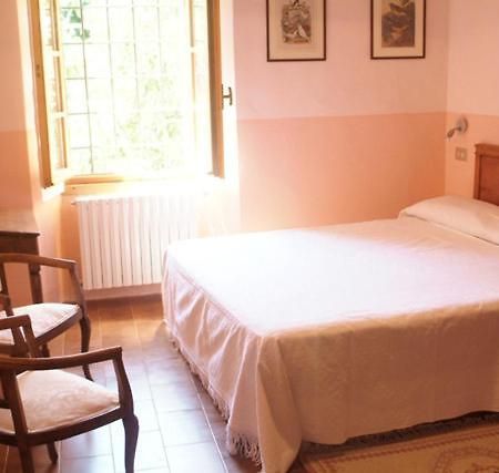 Le Camelie Bed & Breakfast Brissago-Valtravaglia Ngoại thất bức ảnh