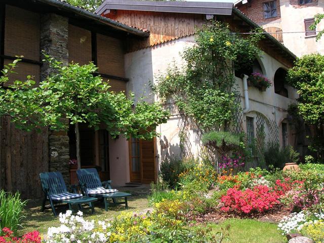 Le Camelie Bed & Breakfast Brissago-Valtravaglia Ngoại thất bức ảnh